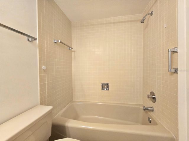 3078 EASTLAND BOULEVARD 411, Clearwater, FL 33761