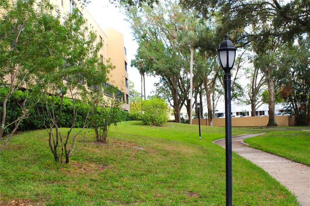 3078 EASTLAND BOULEVARD 411, Clearwater, FL 33761