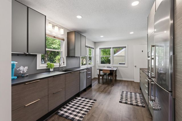2605 Garfield Street NE, Minneapolis, MN 55418