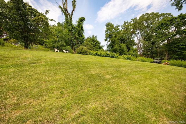 22 Panorama Drive, Patterson, NY 12563