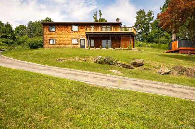 22 Panorama Drive, Patterson, NY 12563