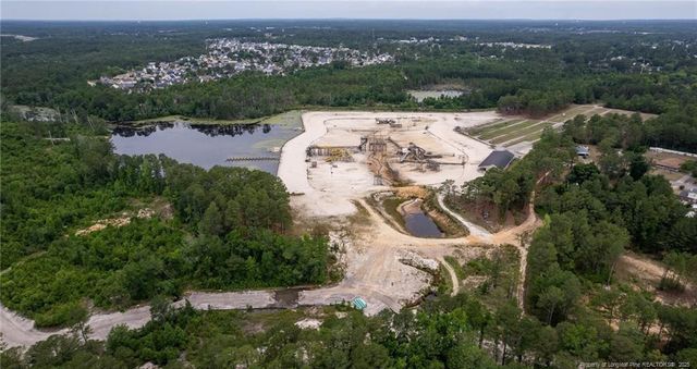 5869 Permastone Lake Road, Hope Mills, NC 28348