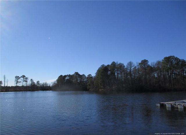 5869 Permastone Lake Road, Hope Mills, NC 28348