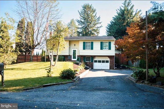 2330 S 5TH ST, Steelton, PA 17113