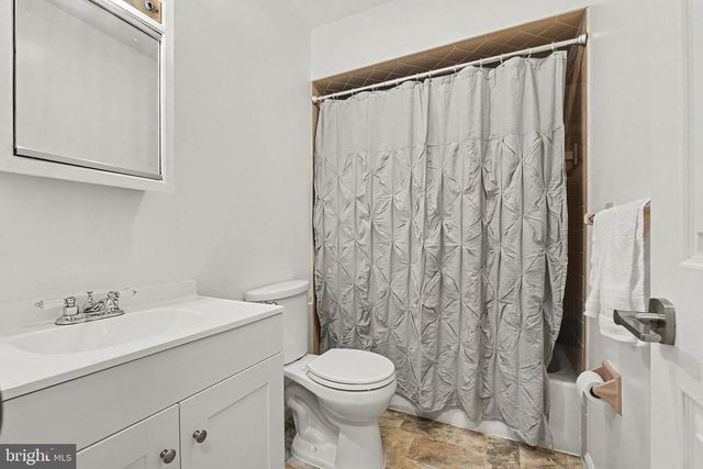 2330 S 5TH ST, Steelton, PA 17113