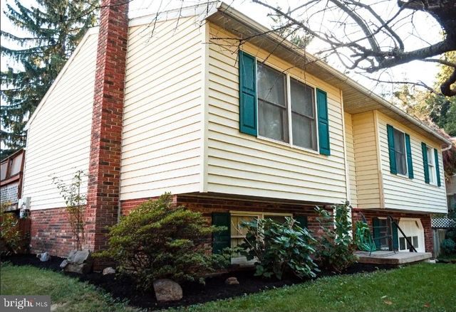 2330 S 5TH ST, Steelton, PA 17113
