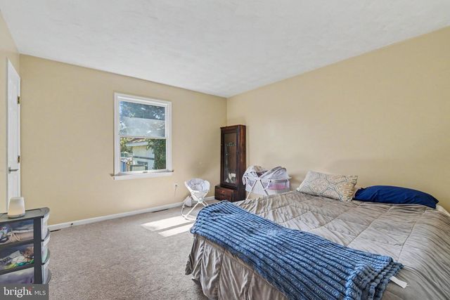 2330 S 5TH ST, Steelton, PA 17113
