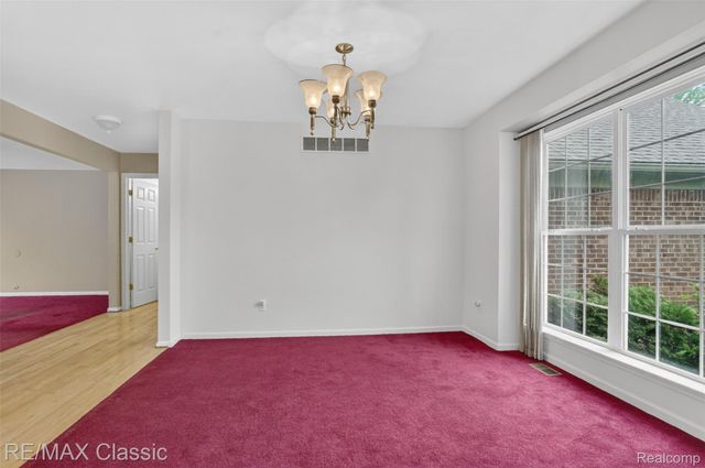1953 Twin Sun Circle, Walled Lake, MI 48390