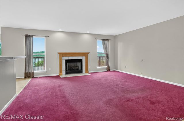 1953 Twin Sun Circle, Walled Lake, MI 48390