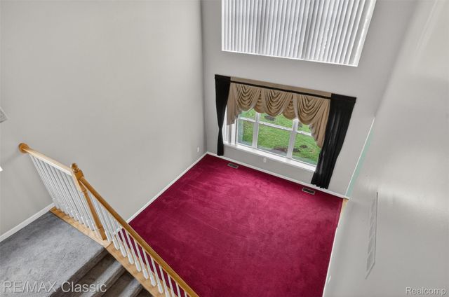 1953 Twin Sun Circle, Walled Lake, MI 48390