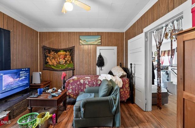 819 S Beaumont Avenue, Burlington, NC 27217