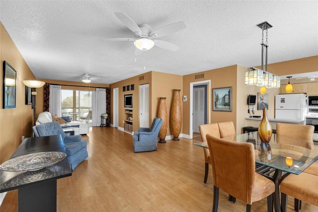 4210 IRONWOOD CIRCLE 308J, Bradenton, FL 34209