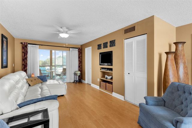 4210 IRONWOOD CIRCLE 308J, Bradenton, FL 34209