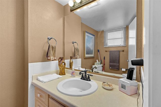 4210 IRONWOOD CIRCLE 308J, Bradenton, FL 34209