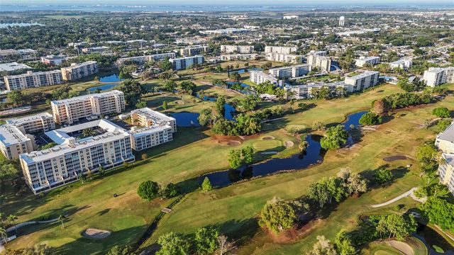 4210 IRONWOOD CIRCLE 308J, Bradenton, FL 34209