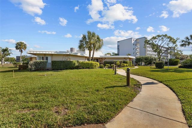 4210 IRONWOOD CIRCLE 308J, Bradenton, FL 34209