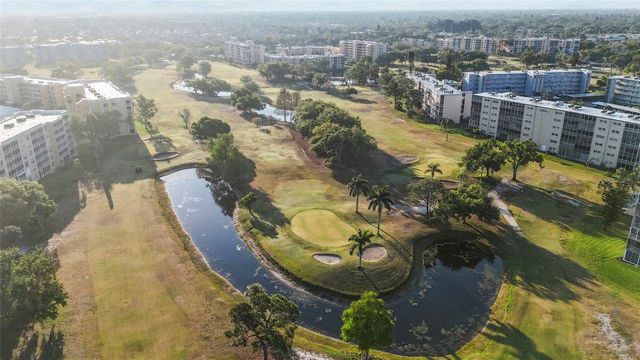 4210 IRONWOOD CIRCLE 308J, Bradenton, FL 34209