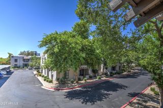 7300 N DREAMY DRAW Drive 202, Phoenix, AZ 85020