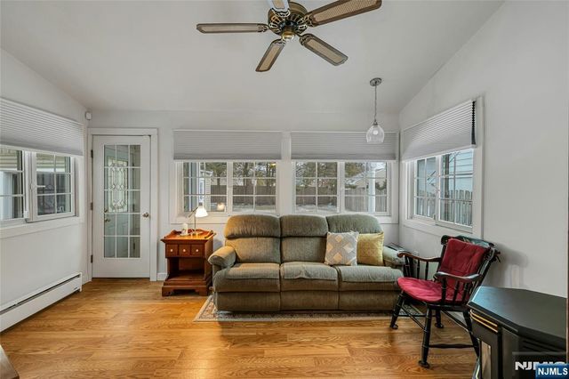 101 Schuyler Avenue, Pompton Lakes, NJ 07442