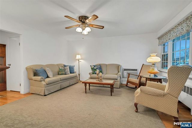 101 Schuyler Avenue, Pompton Lakes, NJ 07442