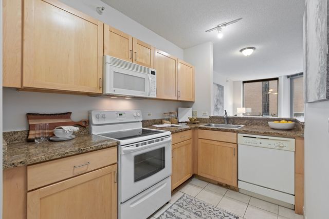 222 N Columbus Drive 2607, Chicago, IL 60601