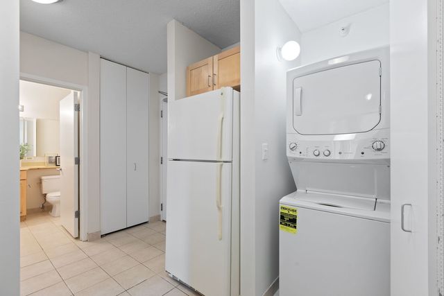 222 N Columbus Drive 2607, Chicago, IL 60601