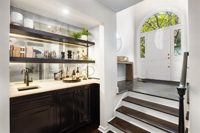 11 Mooregate Square NW, Atlanta, GA 30327