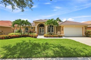 14810 Fripp Island CT, Naples, FL 34119