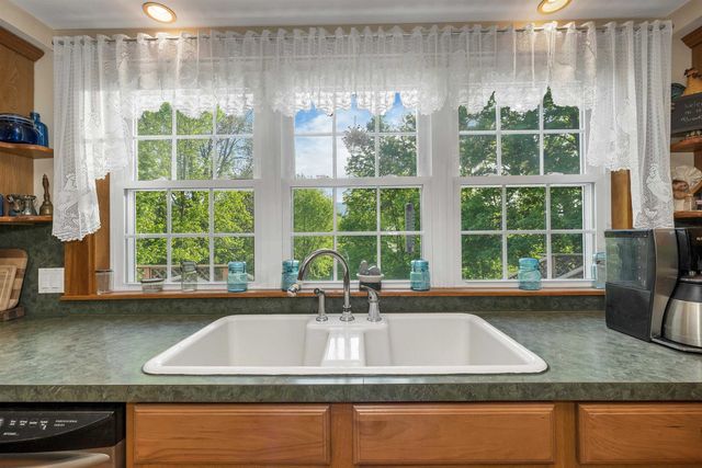 2384 White Mountain Highway, Conway, NH 03860