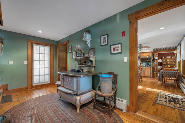 2384 White Mountain Highway, Conway, NH 03860