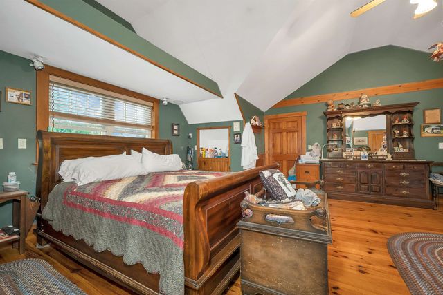 2384 White Mountain Highway, Conway, NH 03860