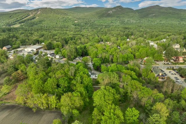 2384 White Mountain Highway, Conway, NH 03860