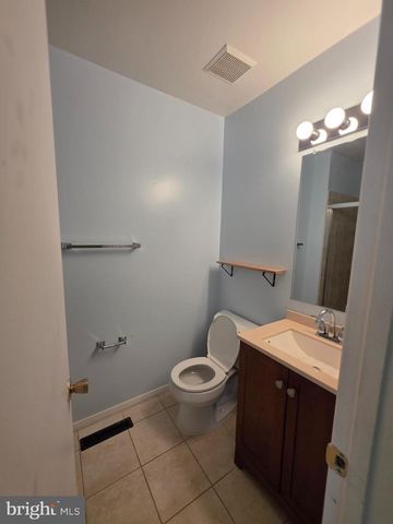 10 CASEY CT, Catonsville, MD 21228