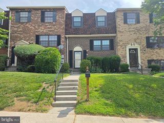 10 CASEY CT, Catonsville, MD 21228