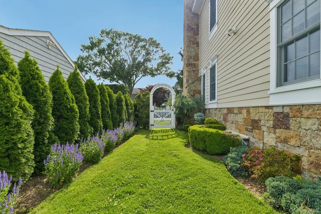 217 Wellington Road, Garden City, NY 11530