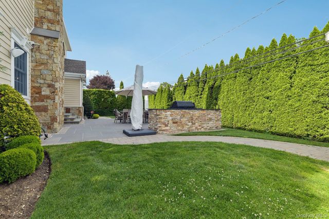 217 Wellington Road, Garden City, NY 11530