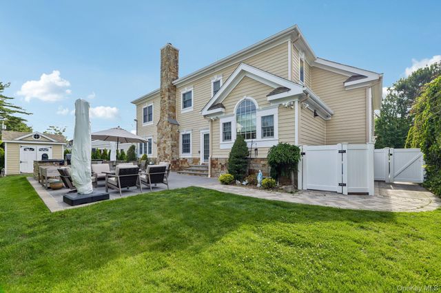 217 Wellington Road, Garden City, NY 11530