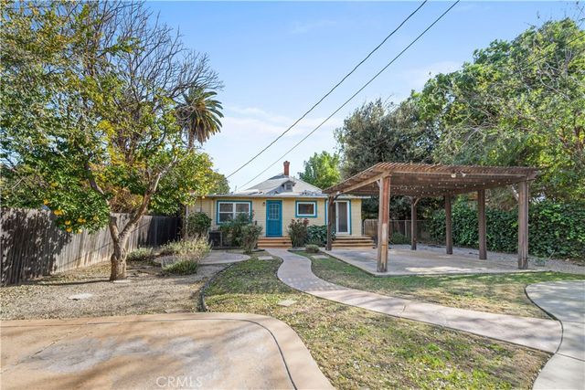 4073 Cedar Street, Riverside, CA 92501