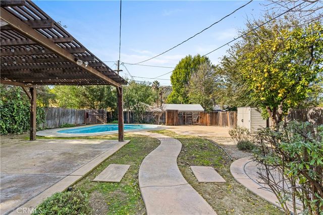 4073 Cedar Street, Riverside, CA 92501