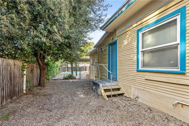 4073 Cedar Street, Riverside, CA 92501