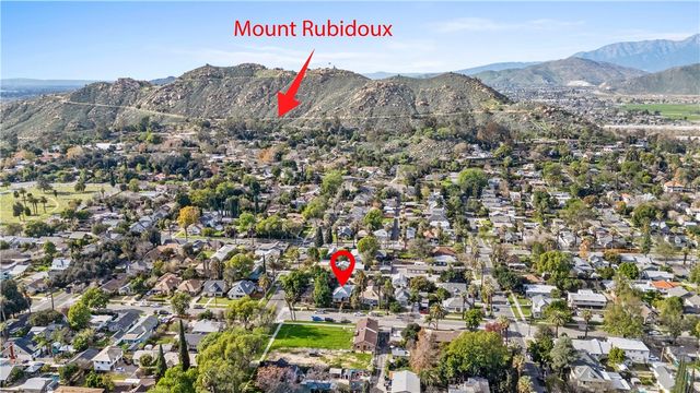 4073 Cedar Street, Riverside, CA 92501