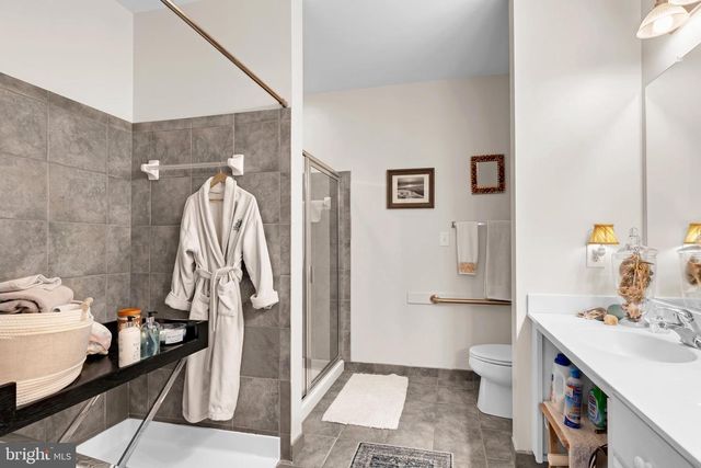 1601 LADUE CT #402, Woodbridge, VA 22191