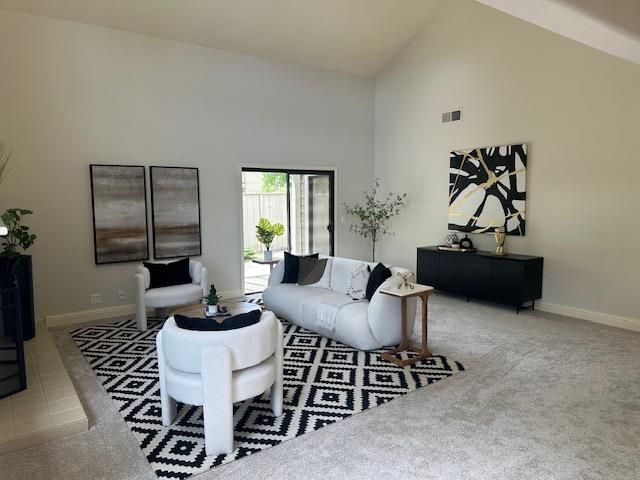 2021 Cedar Ridge Dr, Stockton, CA 95207