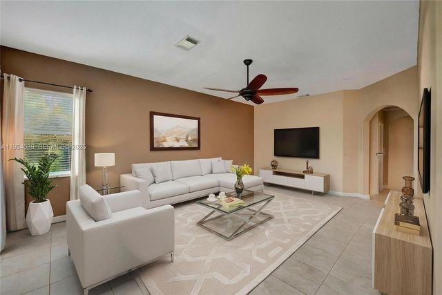 5337 SW 131st Ter, Miramar, FL 33027