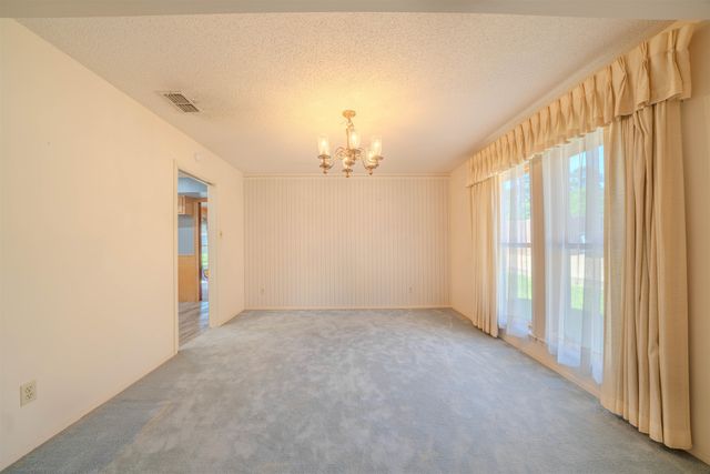 1416 Lazy Ln, Longview, TX 75604