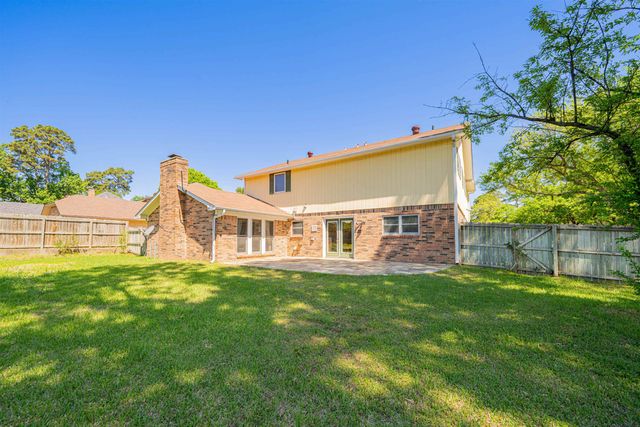 1416 Lazy Ln, Longview, TX 75604