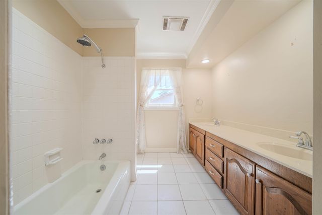 1416 Lazy Ln, Longview, TX 75604