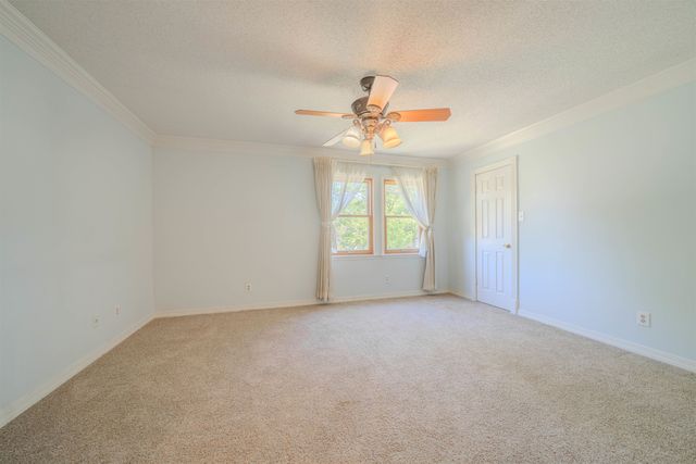 1416 Lazy Ln, Longview, TX 75604