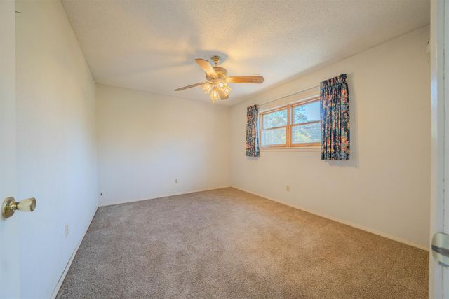 1416 Lazy Ln, Longview, TX 75604