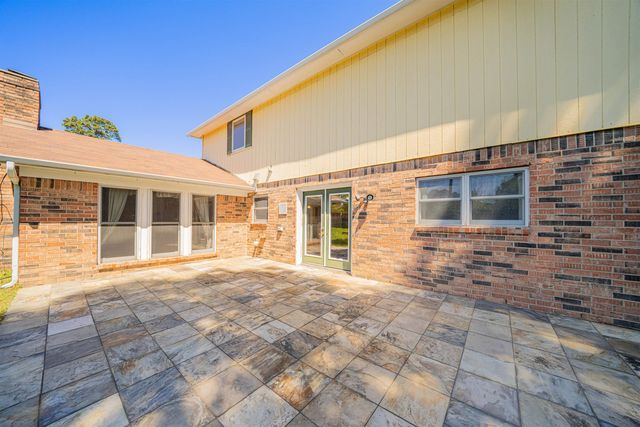 1416 Lazy Ln, Longview, TX 75604